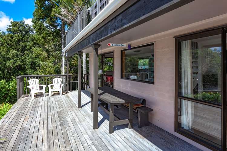 232 Russell Bruce Place Onemana_18