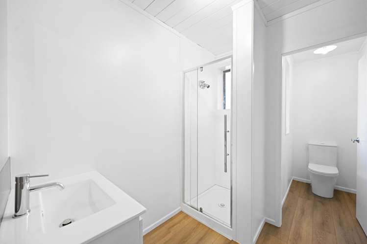 32 Acacia Crescent Glenview_16