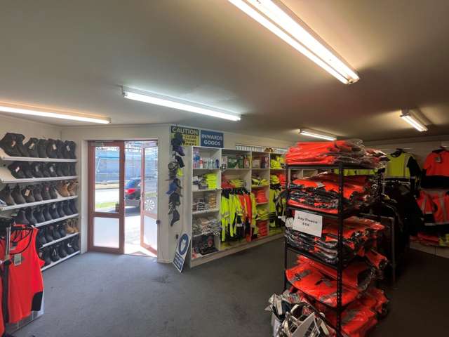 92 & 94 Ford Road Onekawa_4