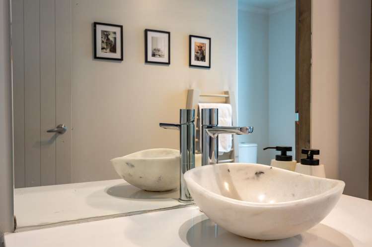 5 Featherstone Drive Flagstaff_23