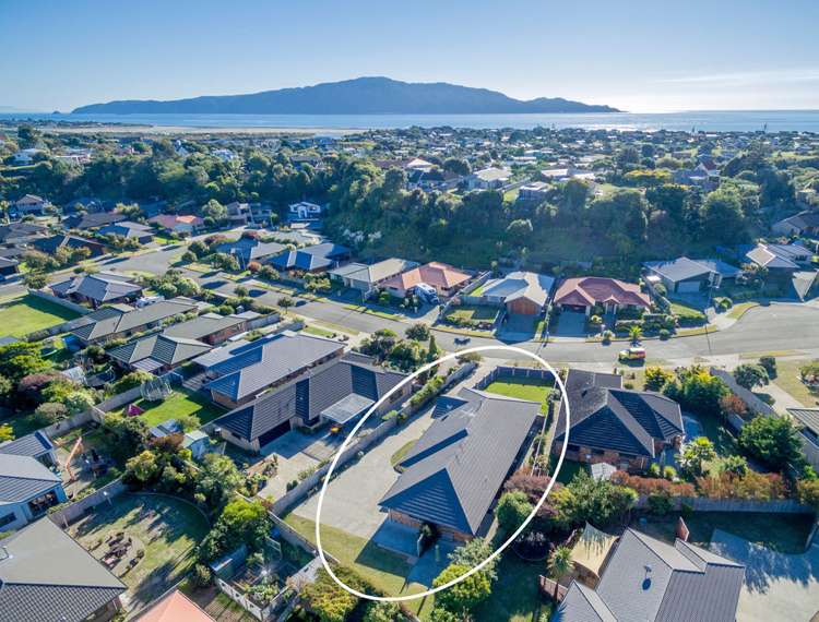 11 Leanne Way Waikanae Beach_18
