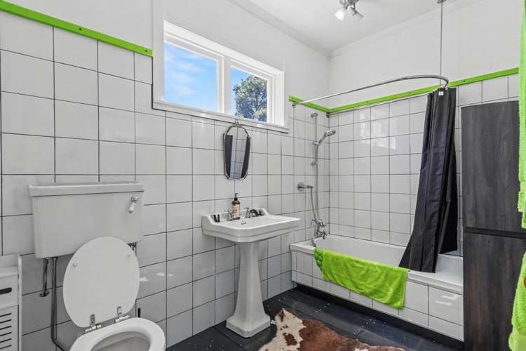 23 Carlton Avenue Gonville_11