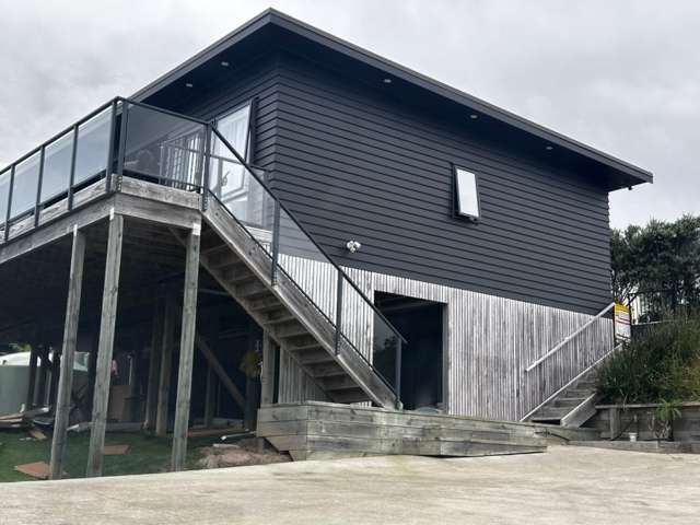 Family home with coastal vibes and stunning views