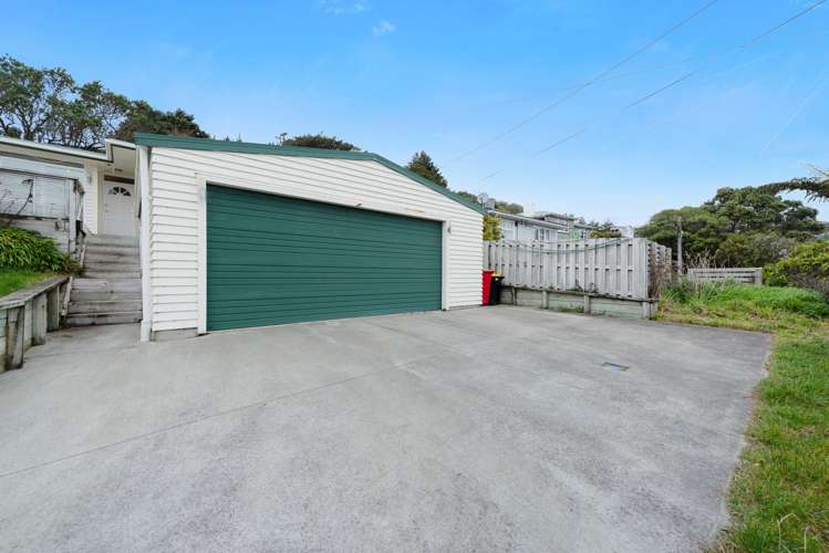 104 Helston Road Paparangi_21