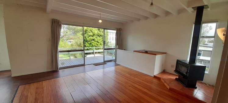 10 Whakaipo Avenue 11209_6