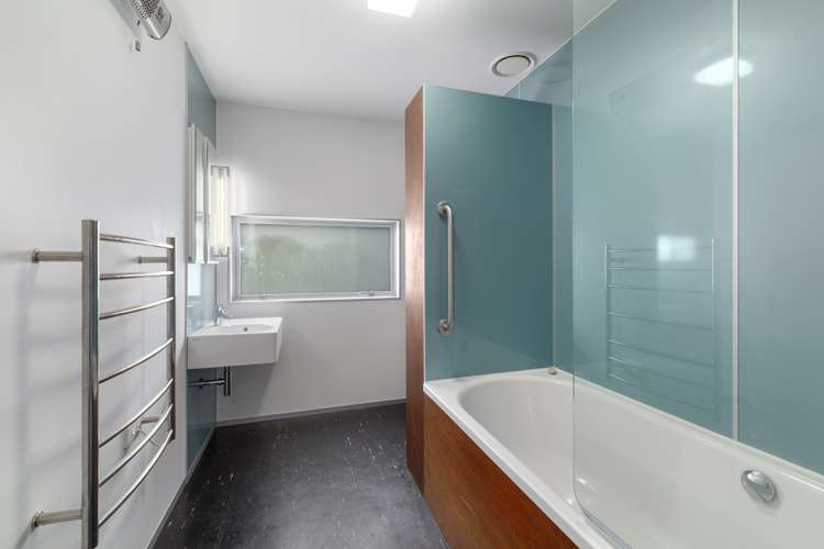 94 Sidlaw Street Strathmore Park_7