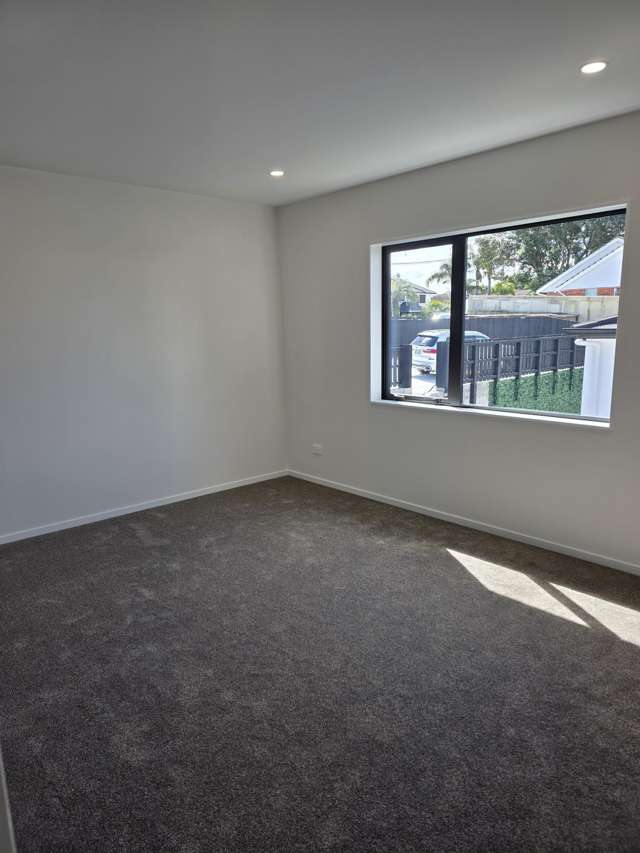 402 Ellerslie Panmure Highway Mt Wellington_4