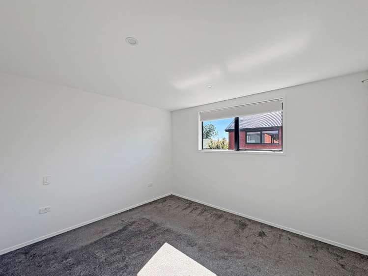 2/79 Taikata Road Te Atatu Peninsula_6