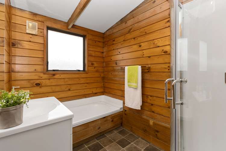 76a Albert Street Hamilton East_9