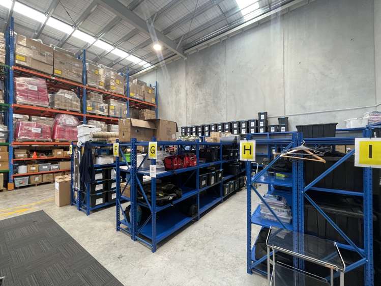 Unit D/130 Hugo Johnston Drive Penrose_4