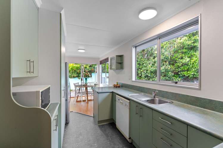 6 Lindale Grove Waikanae Beach_9