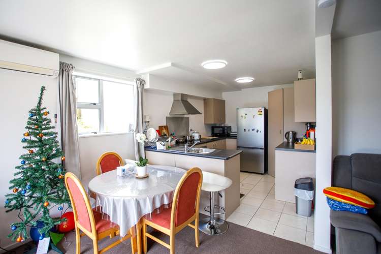 8A Sheridan Terrace Johnsonville_20