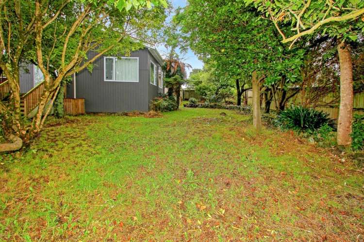 22 Forest Hill Road Henderson_16