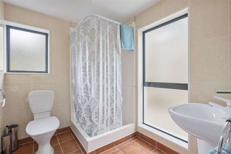 19 Cosy Place Howick_49