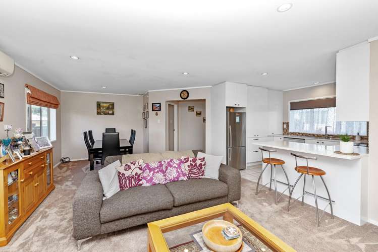 127b Parrs Cross Road Glen Eden_5