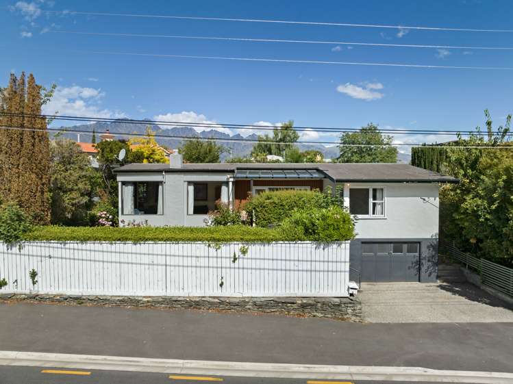 6 Park Street Queenstown_26