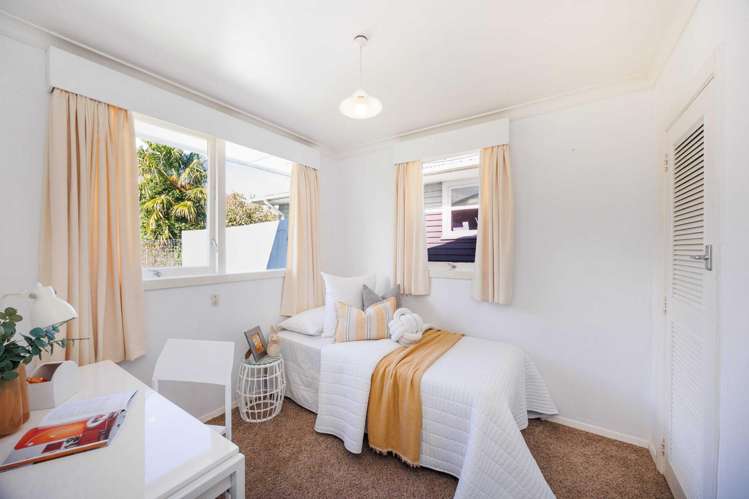 34 Long Melford Road Awapuni_11