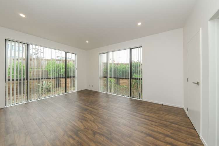 2 Azzurro Way Flat Bush_4