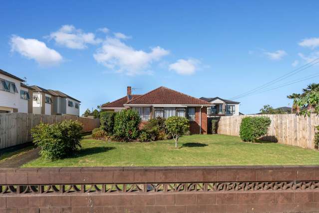 8 Gardiner Grove Mangere East_3