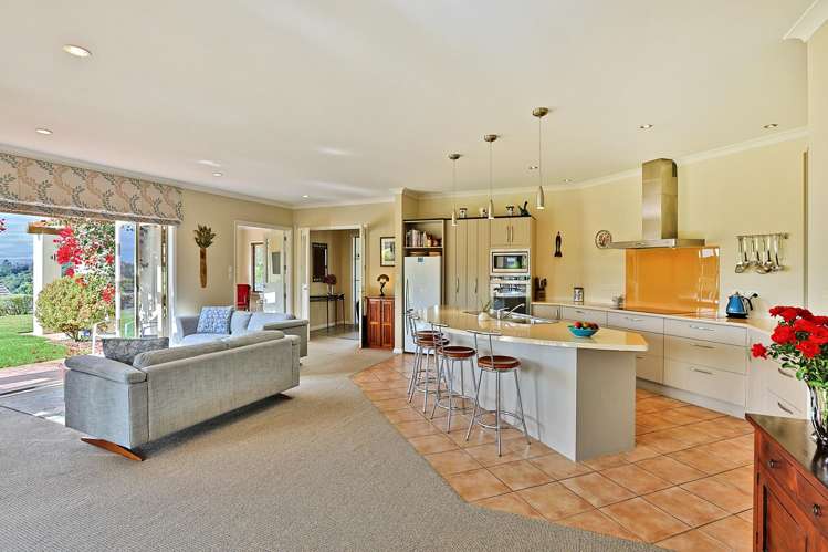 122 Kent Terrace Taradale_9