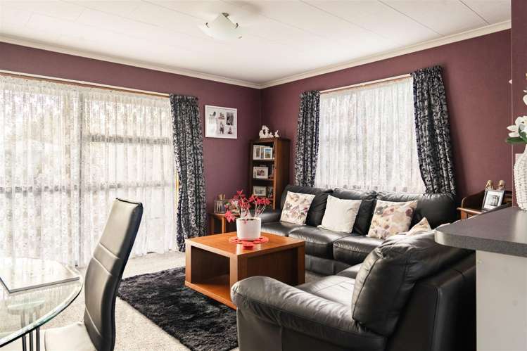 49 Elderlee Street Milton_7