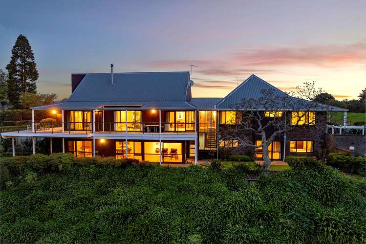 36 Beach Road Urenui_27