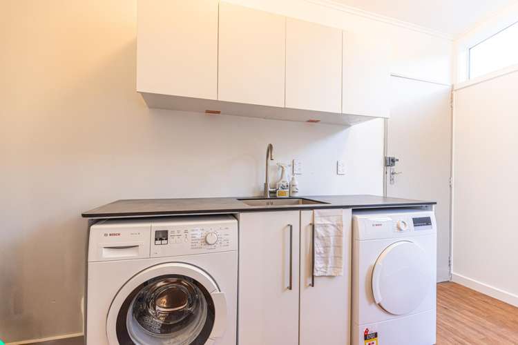 56 Great North Road Saint Johns Hill_21