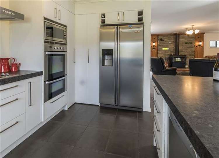 9 Adair Road Haast_11