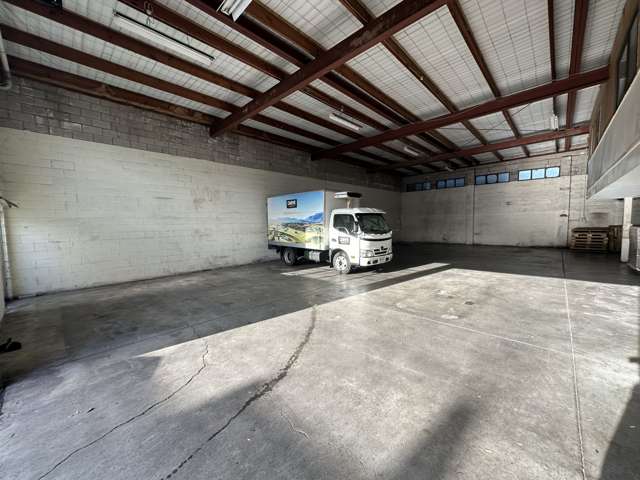 Unit F/84 - 90F Hillside Road Wairau Valley_3