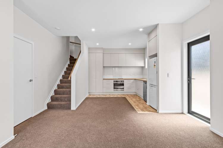 2/5 Dyer Street 3295_4