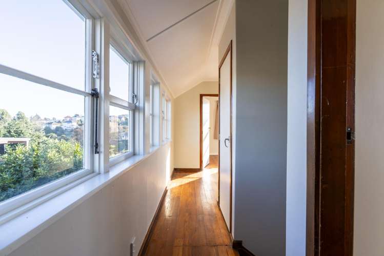 136 Riselaw Road Calton Hill_13