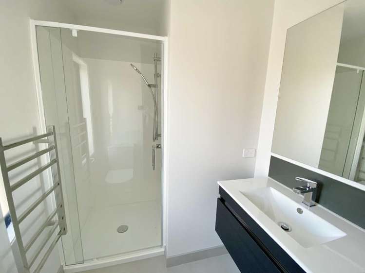 2/60 Linwood Avenue Linwood_13