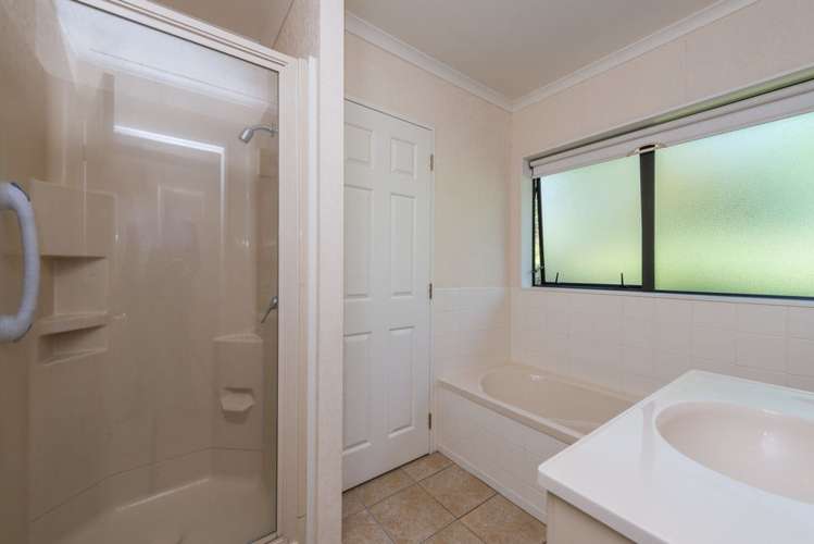 9 Amberly Rise Helensville_11