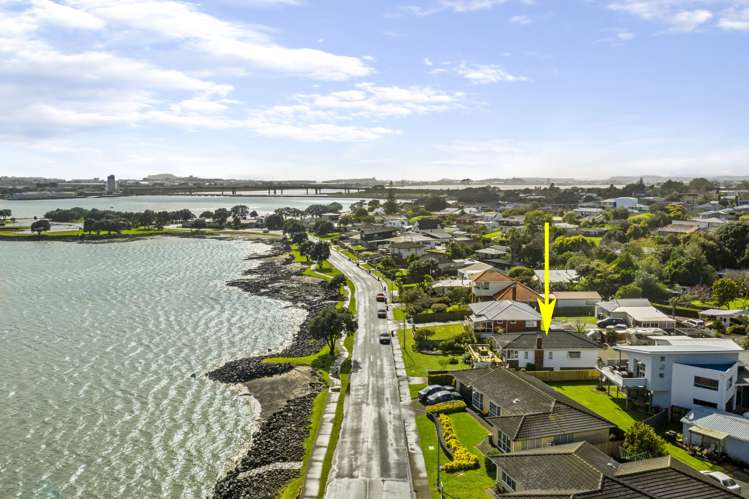 49 Kiwi Esplanade Mangere Bridge_15