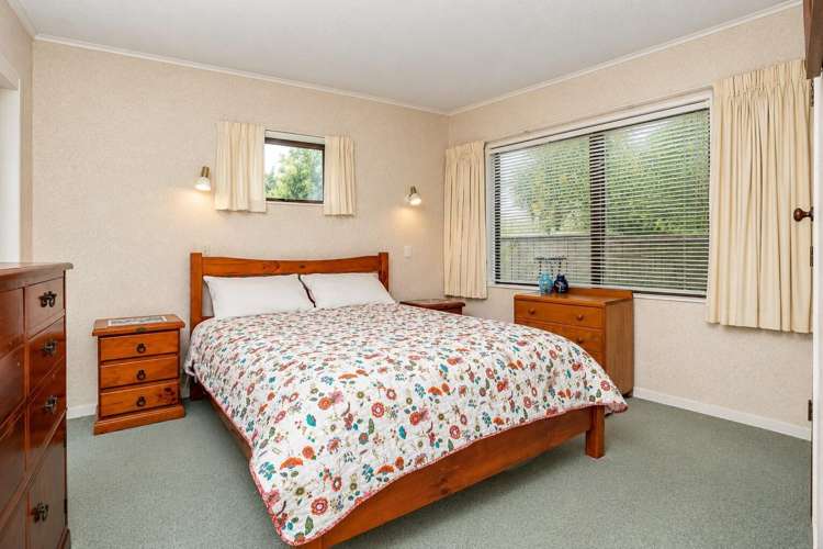 1 Neagle Place Greenmeadows_9