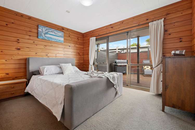 6 Hadley Wood Drive Wattle Downs_14