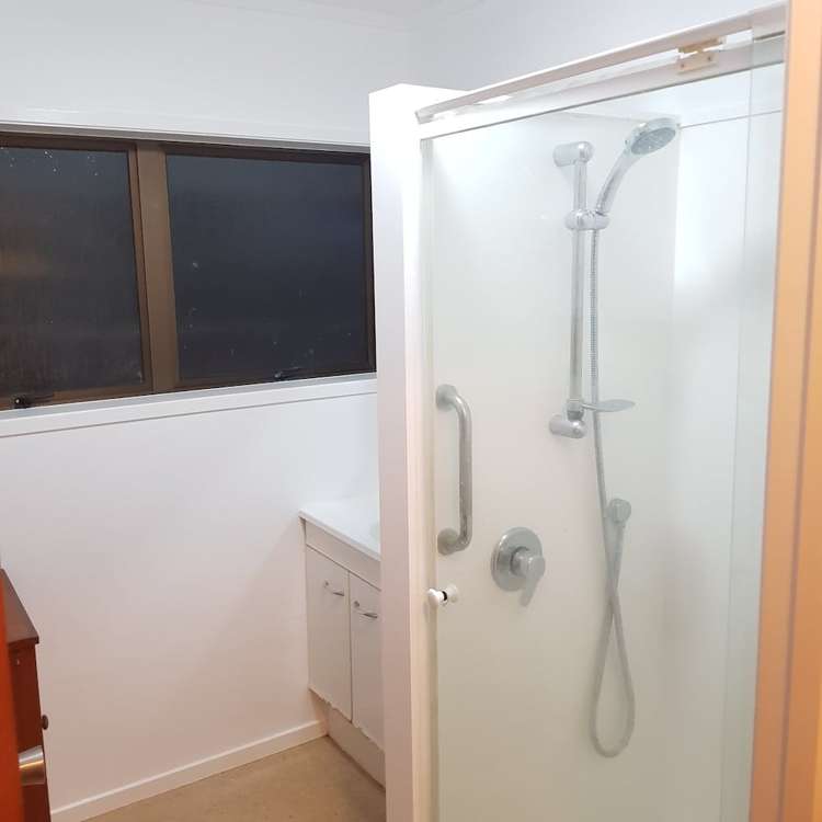 2/151 Selwyn Street Onehunga_4