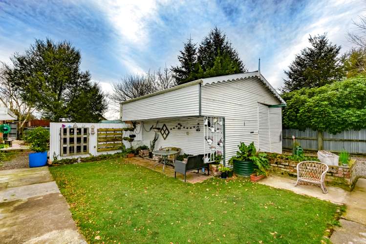 2 Russell Street Darfield_6