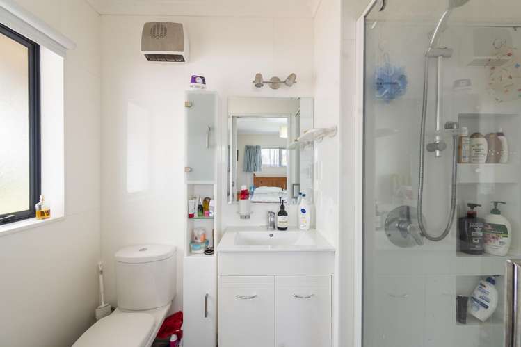 5 Lancewood Lane Roslyn_13