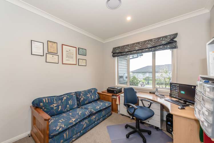 1 Kelly Maree Crescent Flagstaff_12