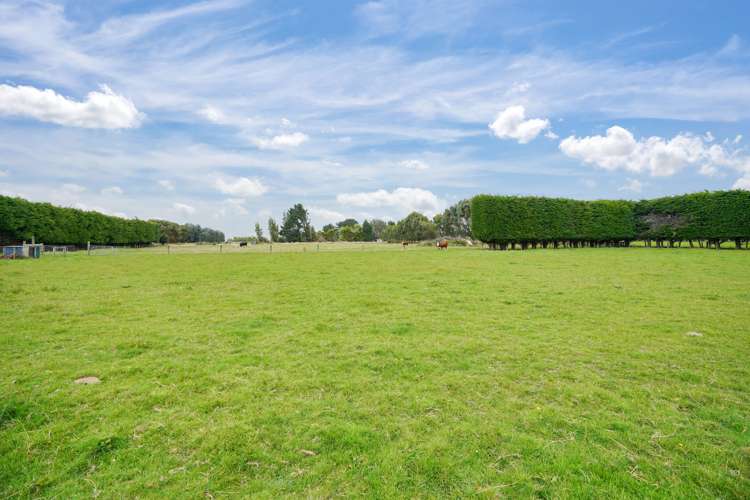 265 Bay Road West Plains_27