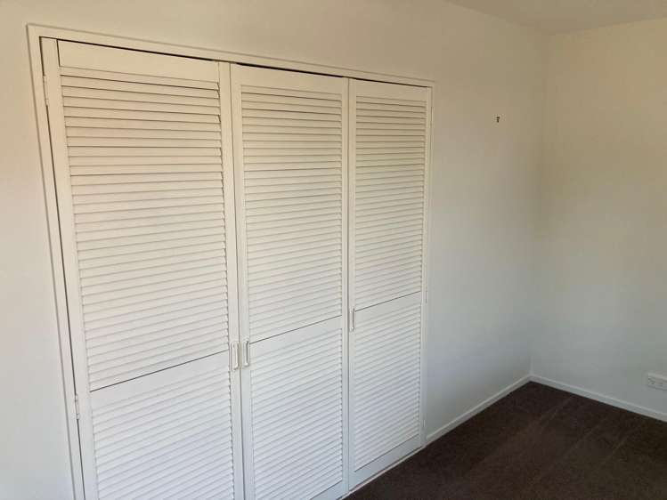 2/10 Etherton Drive Manurewa_8