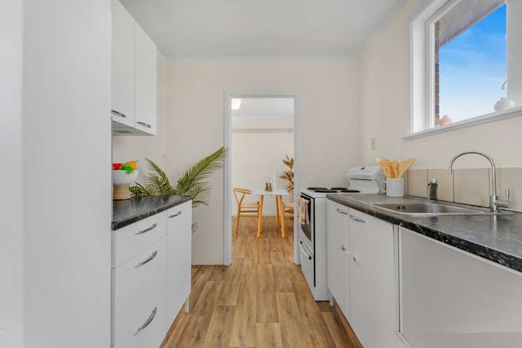 1/34a Parr Road South Point Chevalier_6