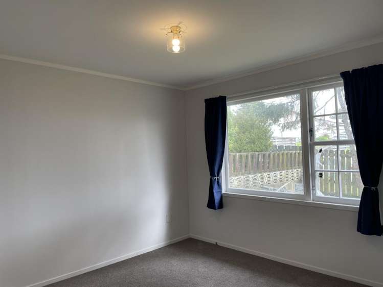 121 Holborn Drive 1350_9
