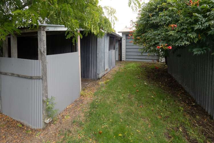 119 Racecourse Road Allenton_17