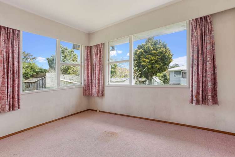 46 Royal View Road Te Atatu South_9