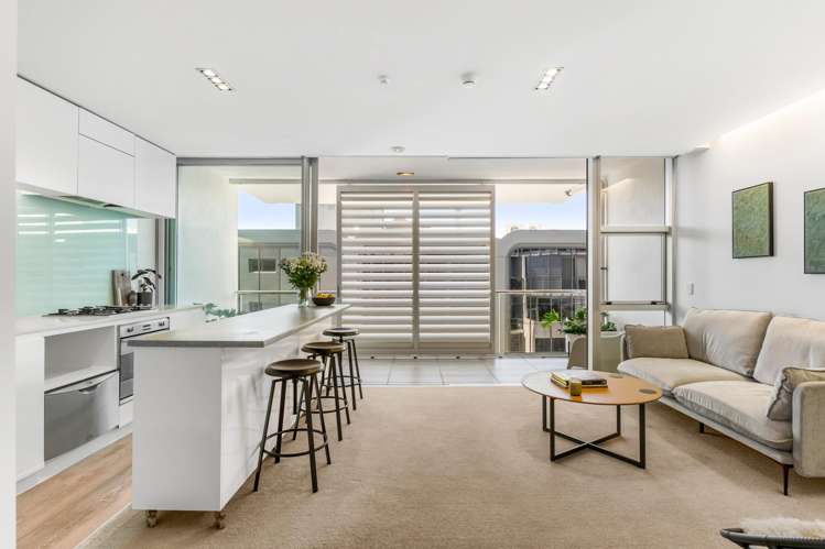 404/28 College Hill_3