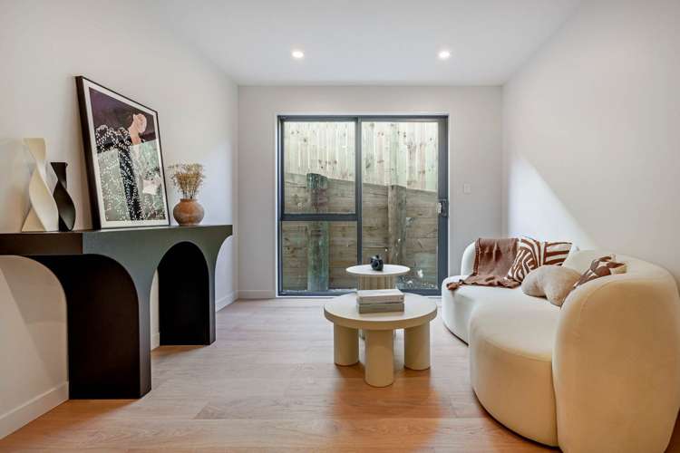 8 Makumaku Place Long Bay_14