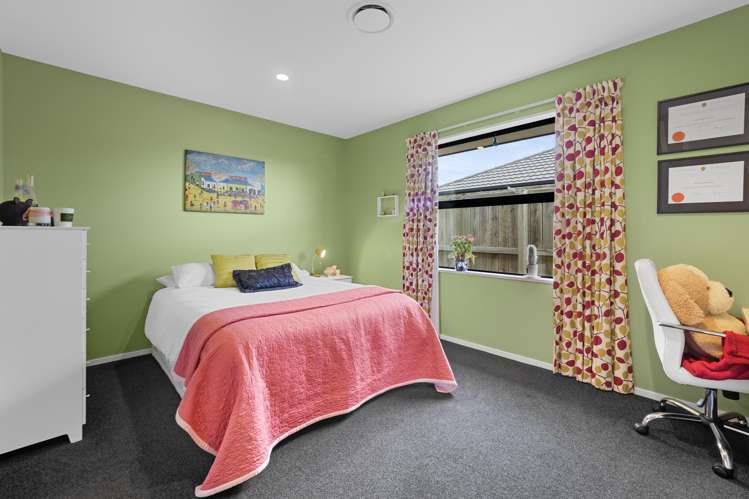 6 Trent Place Lake Hood_16