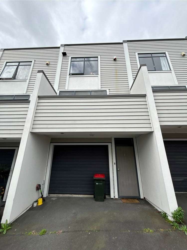 127L Queens Road_0